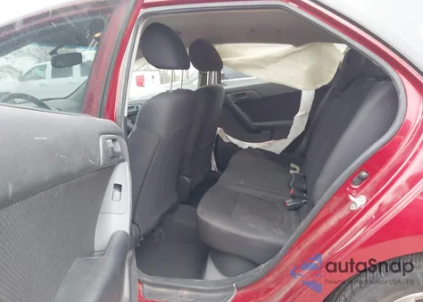 2011 Kia Forte Ex z USA, uszkodzony, nr VIN KNAFU5A25B5362355